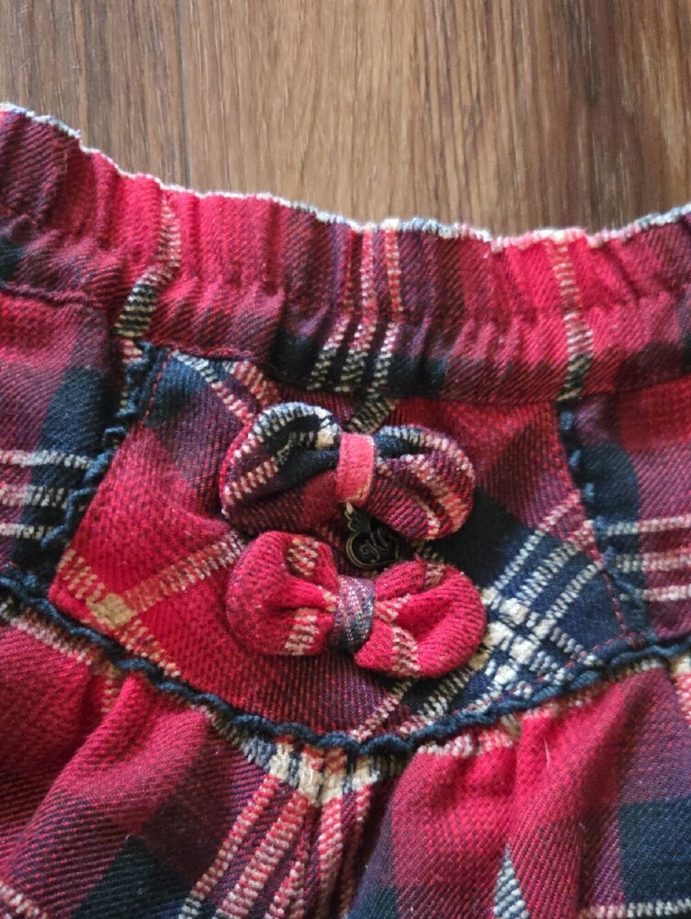 Kinloch Anderson Scottish Kilt Style Red Plaid Skirted Shorts - Picture 2 of 8